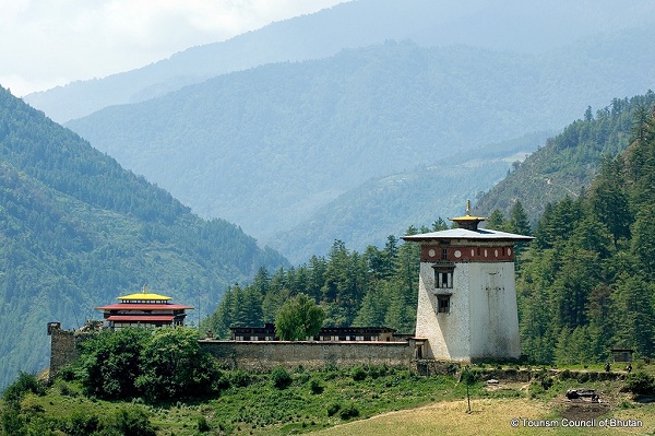 Dobji-Dokar-Dzong-Fortress-in-Bhutan