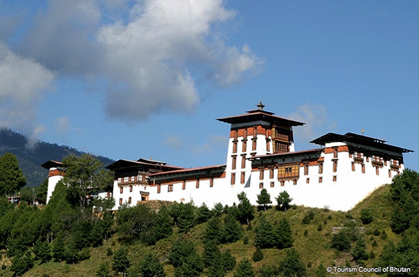 Jakar-Dzong-Fortress-in-Bhutan1